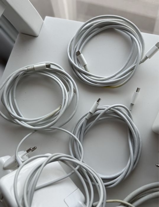 • Incarcator Macbook • Pro • Air