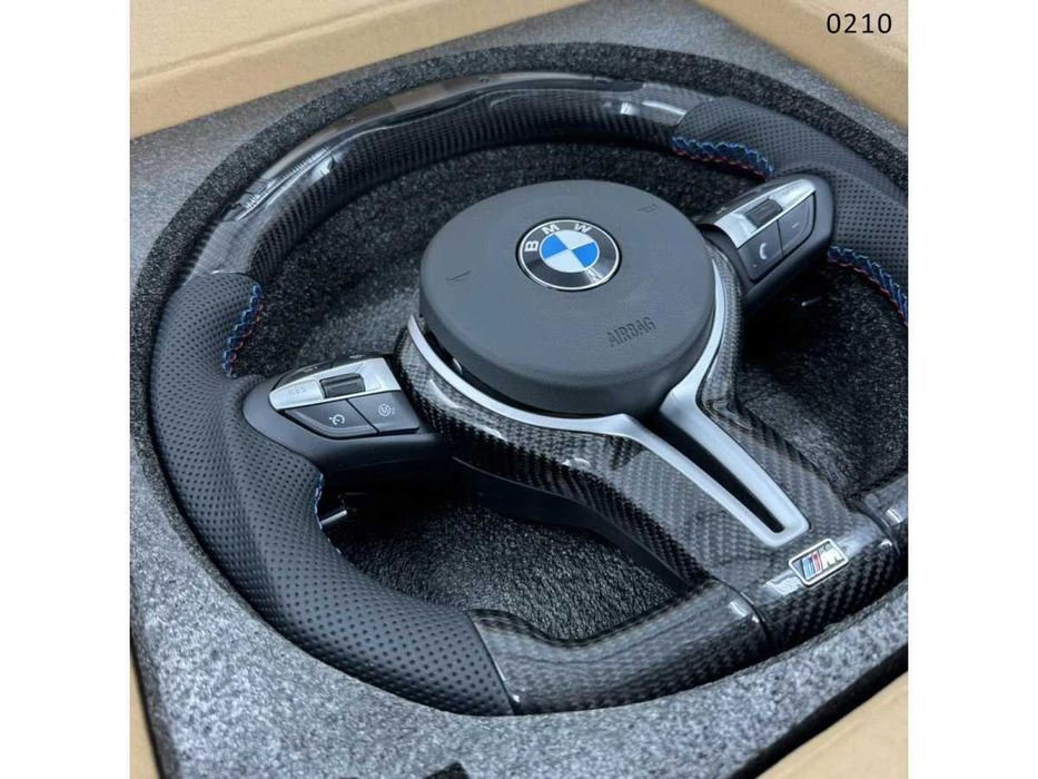 Volan sport M din carbon cu afișaj LED BMW 5 F10 6 F12 7 Seria F01