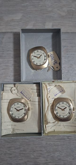 Продам часы "слава" ау5