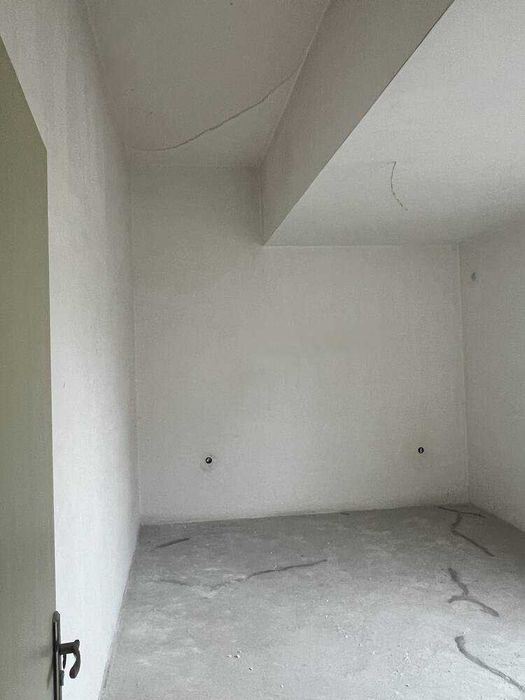 Продава се Тристаен апартамент в Пловдив, Съдийски - 97 кв.м за 1372 €/кв.м - Снимка #3