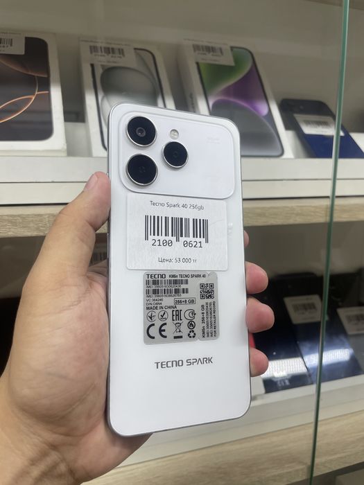 Телефон Tecno Spark 40 256gb