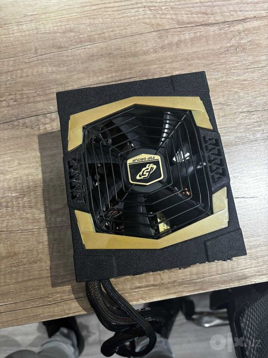 Блок питания FSP Aurum Pro 1200W 80+ Gold / AU-1200PROH