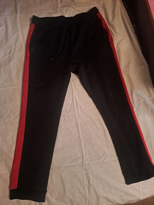 Спортни анцузи долно и горно .