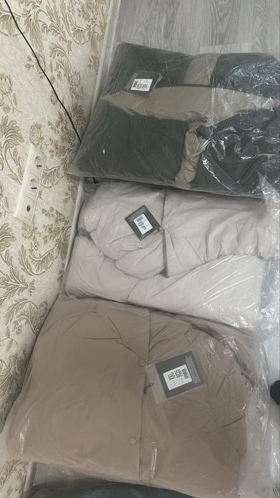 Продам куртки и безрукавки