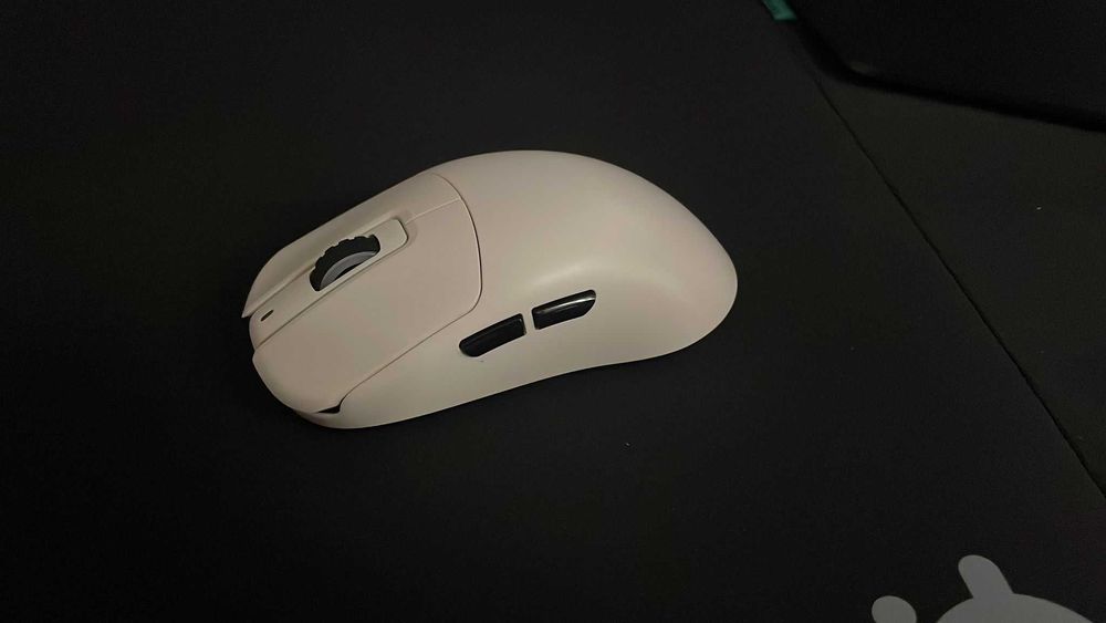 Mouse Vaxee XE V2 white ( ca nou , full box )