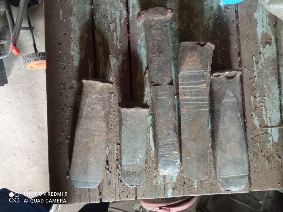 Болта ва тешалар сотилади