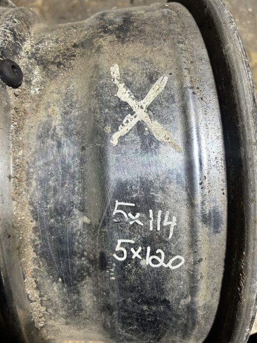 Диск R 16, на запаску 1 штука