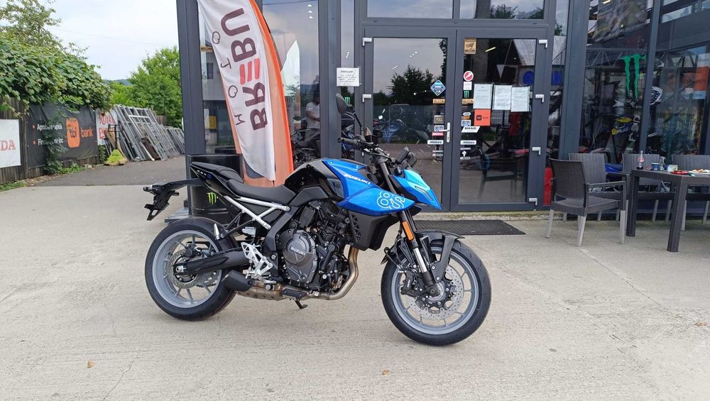 Suzuki GSX-8S nou 0 km-livrare prin EST BIKE Campina