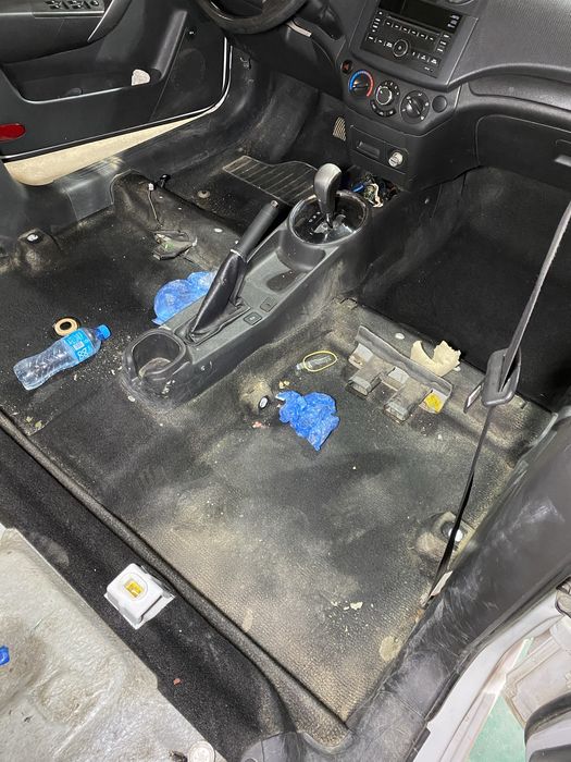 Проффесиональная  химчистка авто