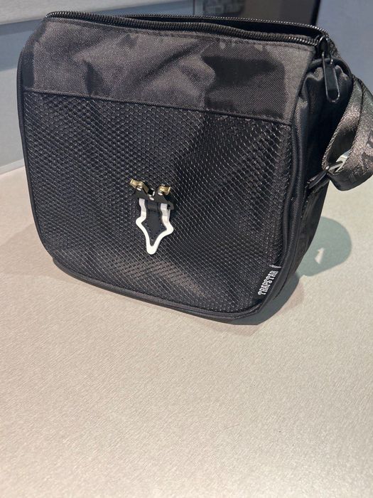 Trapstar Irongate CrossBody Bag All Black – KickHub Bulgaria