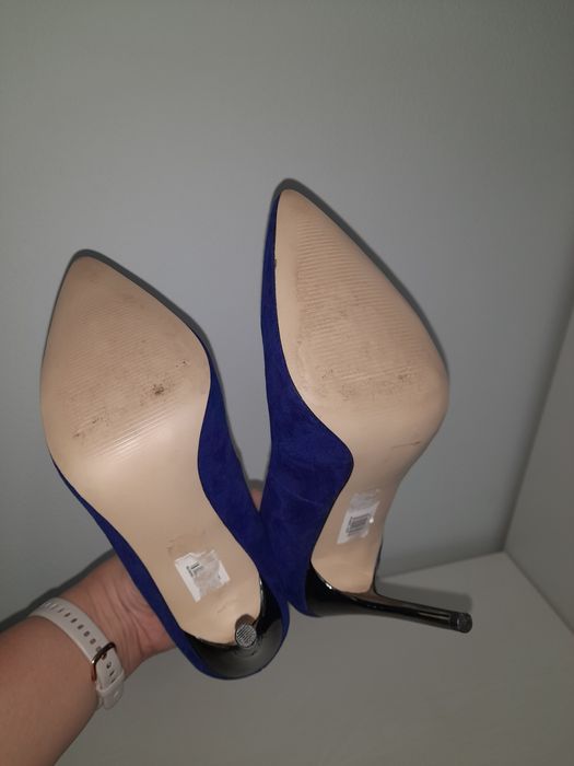 Pantofi stiletto