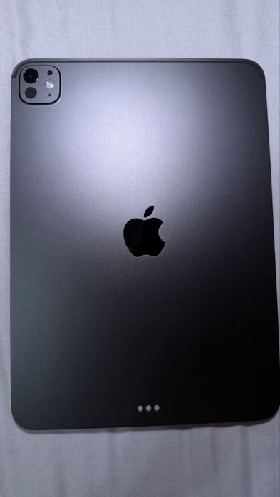 Продается iPad pro11 (M5)