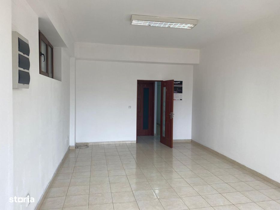 Inchiriere spatiu birouri, Calea Domnesca, etajul 1, stradal