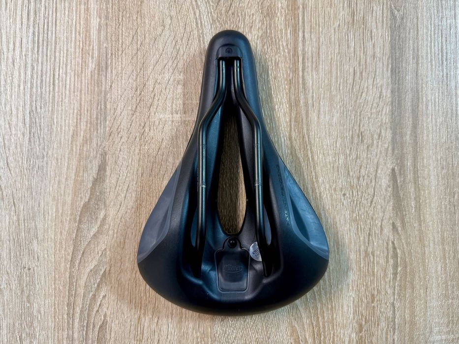 Selle Italia ST 7 SuperFlow -  șa șezut scaun bicicleta - L3 165mm