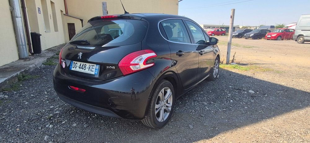 Peugeot 208 1.2 Benzina 2014