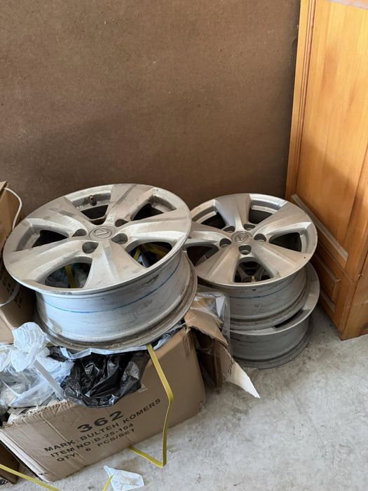 Оригинални джанти Lexus IS / Toyota 5x114.3 17 цола