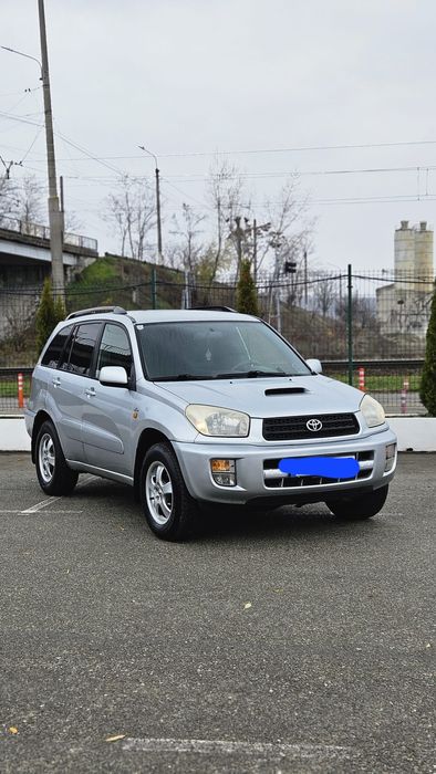 Vand Toyota Rav-4