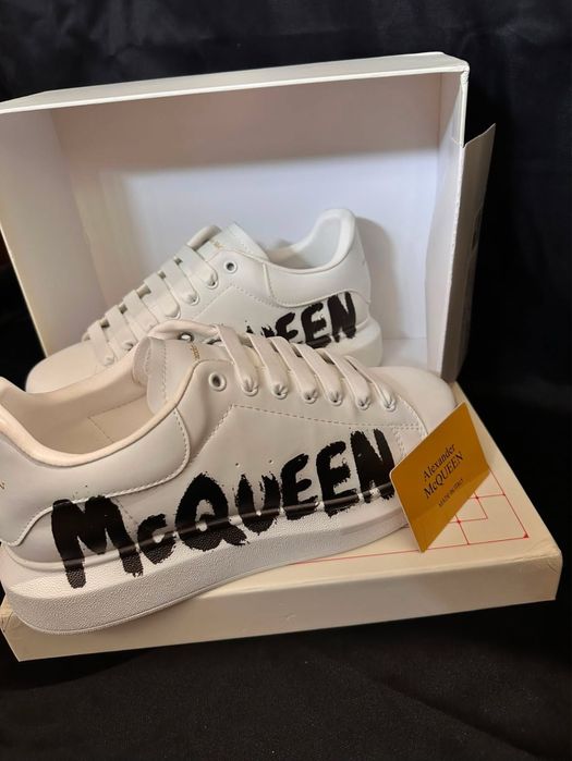 Alexander Mcqueen 42,43 full box premium