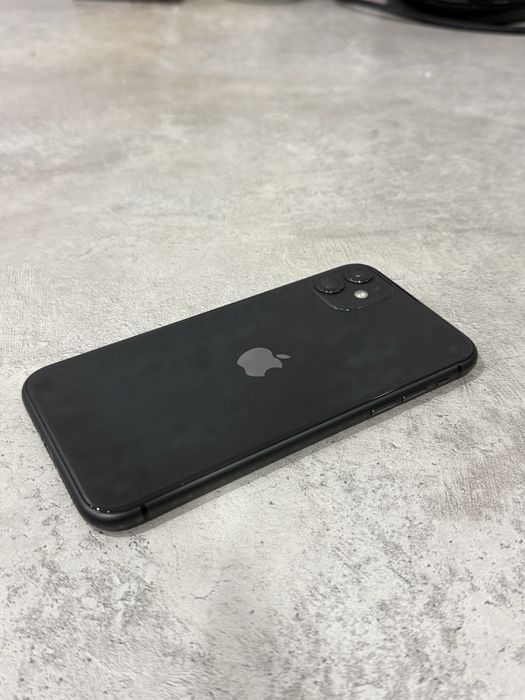 Продам Iphone 11 128gb black