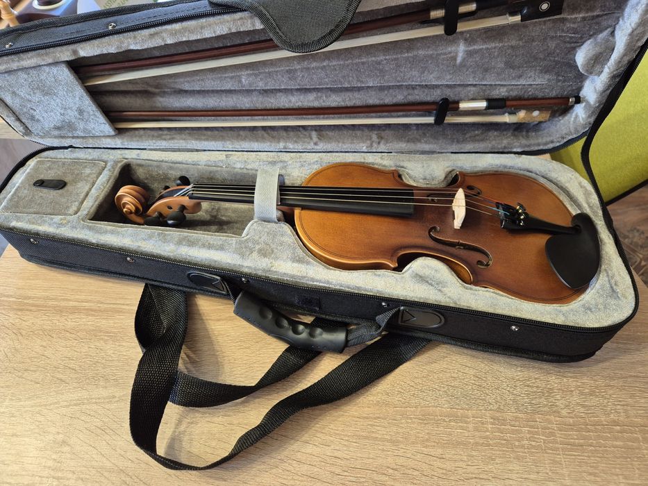 Продам скрипку Sonata 1/4