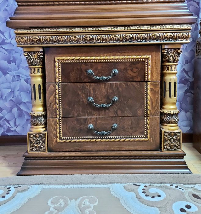 Спальный гарнитур