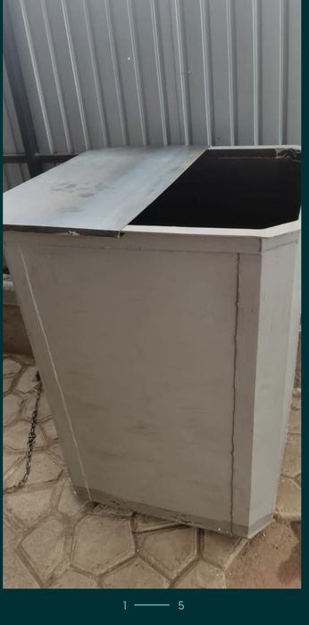 Продается контейнер для мусора. новый