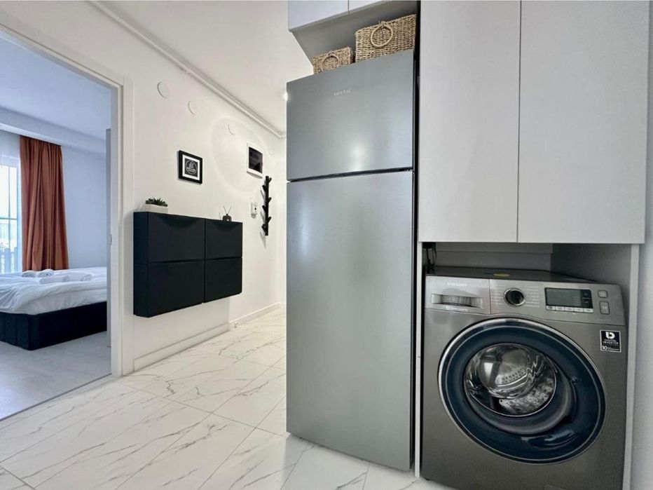 Regim hotelier apartament 3 camere Cosmopolis