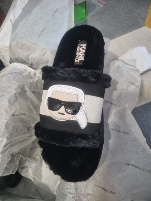 Чехли Karl Lagerfeld