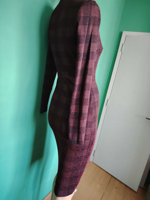 Рокли машинно плетиво и рокля с ламе  размер М по 15лв.