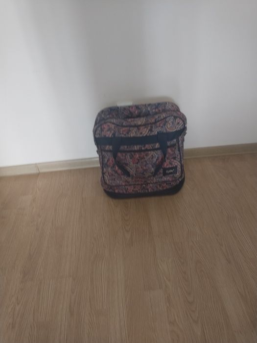 Сумка дорожная. Б/у