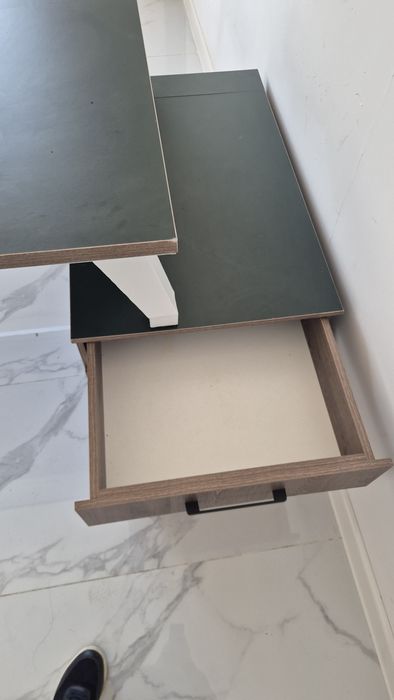 Офисный стол, парта