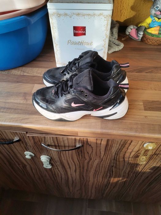 Дамски маратонки NIKE