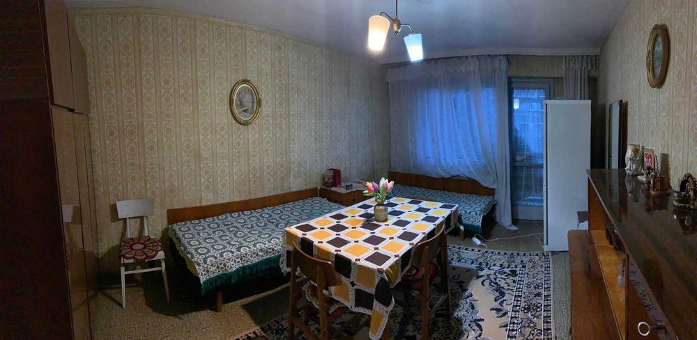 Дава се под наем Тристаен апартамент в Бургас, Славейков - 87 кв.м за 204 € - Снимка #2
