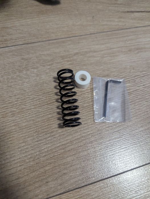 Volan + Pedale Thrustmaster T248P (PC/PlayStation)