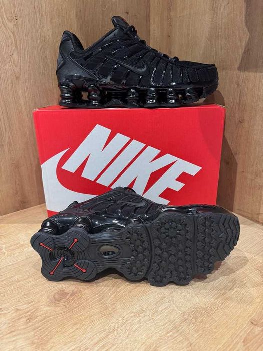 Nike Shox Triple Black