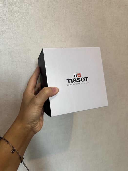 Часы tissot оригинал продам дешева