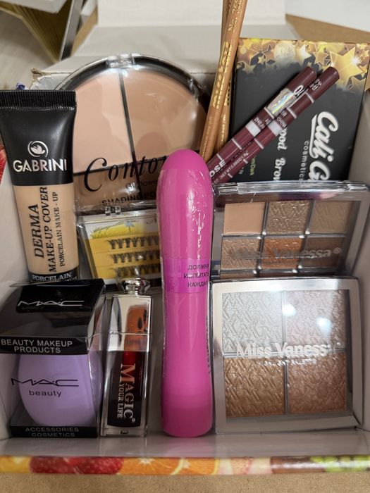 Косметика бокс.