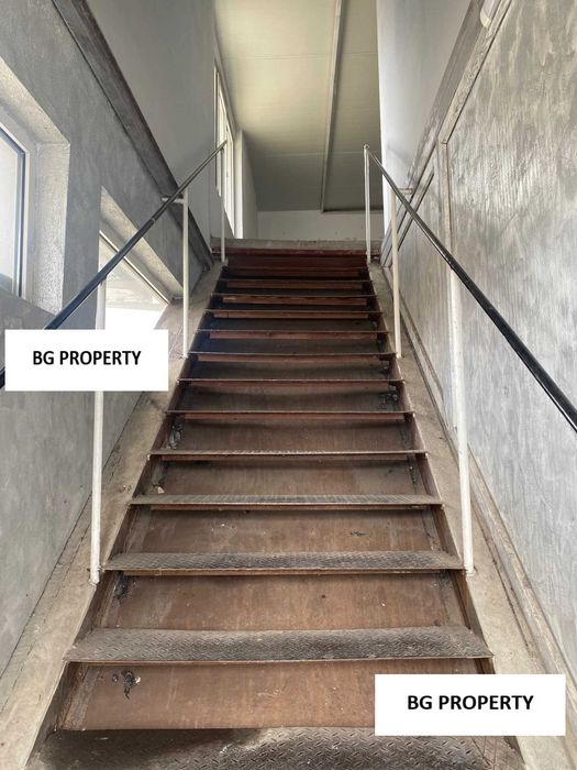 Дава се под наем Склад в София, Докторски паметник - 400 кв.м за 1600 € - Снимка #3