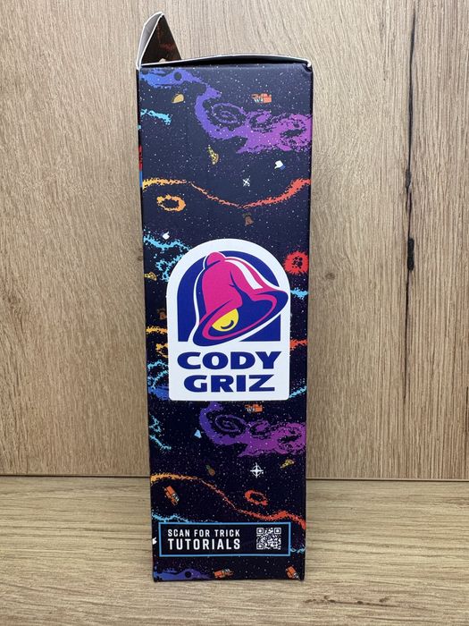 Kendama Sweets CodyGriz Signature Turbo Shape, AntiSkid - Modelul Nou