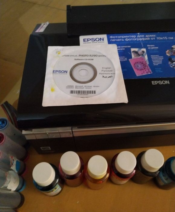 Цветной принтер   EPSON