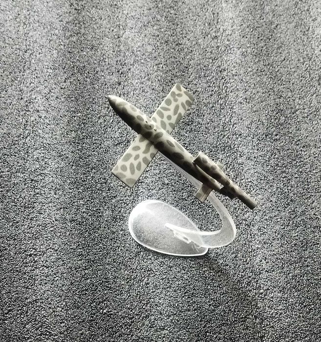 сборная модель самолёта истребителя-бомбардировщика 1/72 Англия!