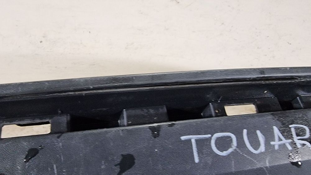 Spoiler inferior bara spate VW Touareg 2018, 2019, 2020, 2021, 2022, cod origine OE 760807568J