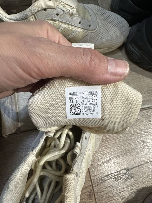 Кроссовки бежевый. 38рр