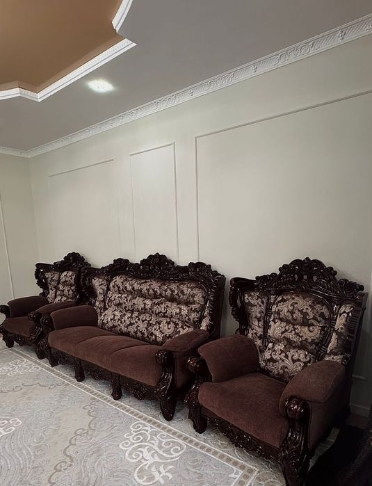 гостиный диван с креслами