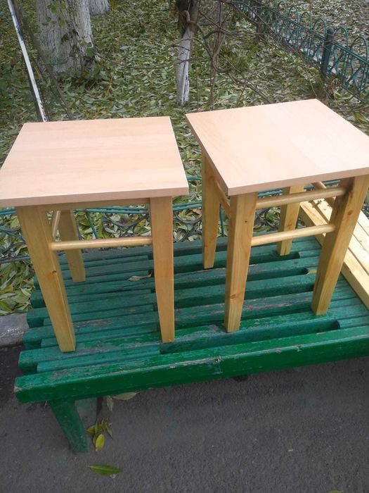 Стол кухонный 100х60см., новые