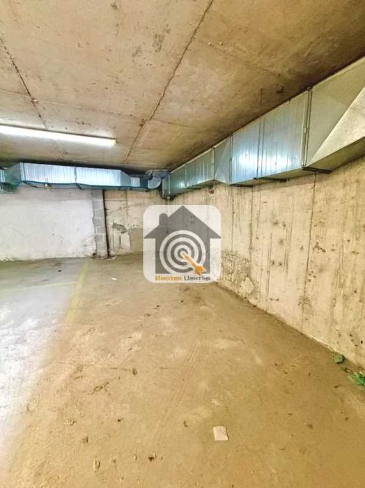 Продава обзаведен 2-стаен в Банишора