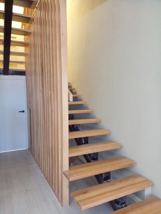 Лестницы деревянные