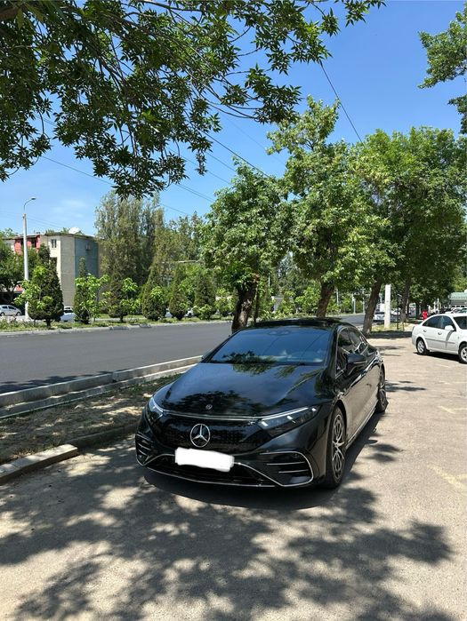 Mercedes-Benz EQS 450+ full