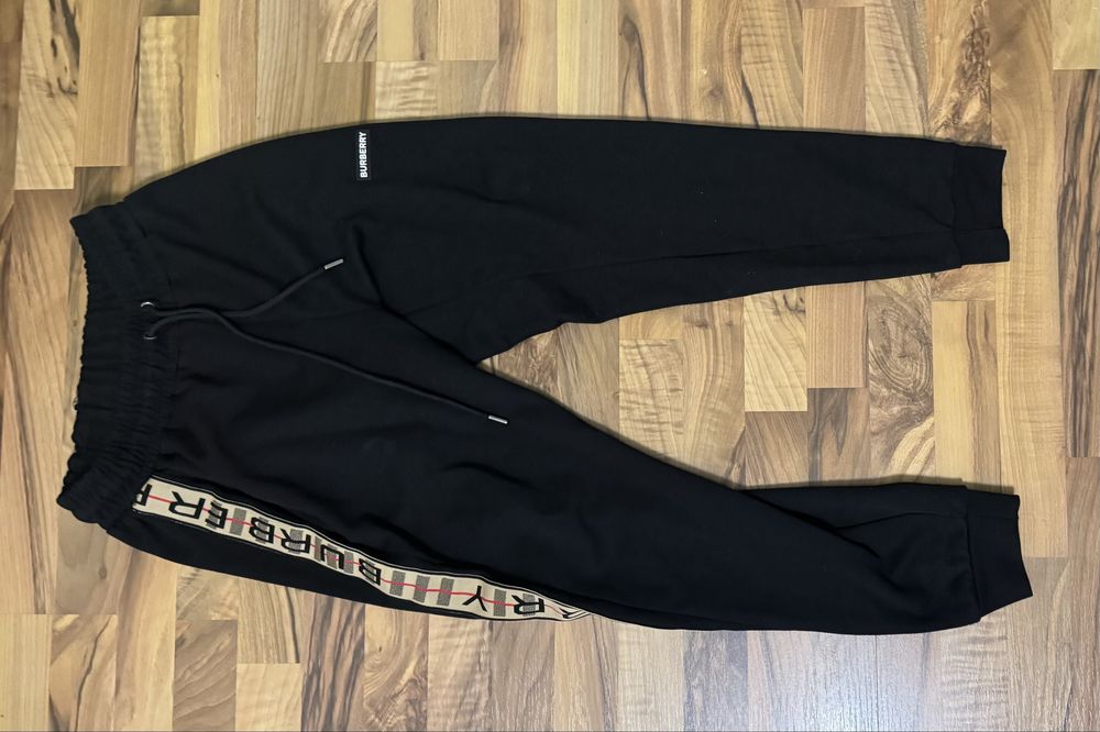 Pantaloni burrbery