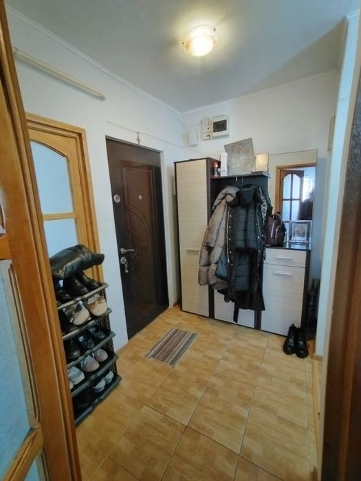 Cameră de închiriat în apartament - 150 de euro